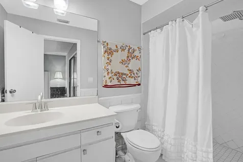 2070 Colonial Road Fort Pierce FL 34950