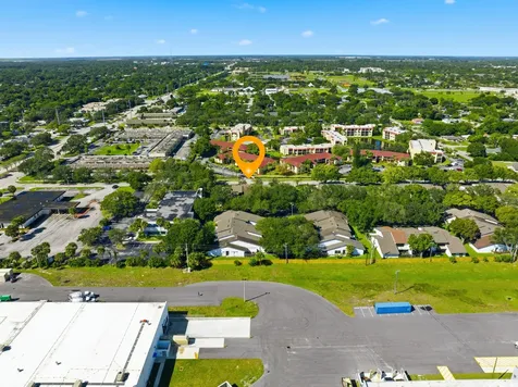 2070 Colonial Road Fort Pierce FL 34950