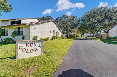 2070 Colonial Road Fort Pierce FL 34950