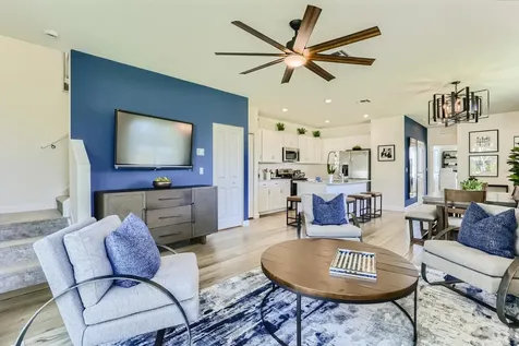 818 Se Grovebush Lane Port Saint Lucie FL 34984