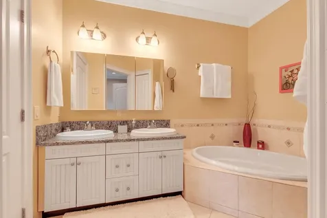 218 S Federal Highway Lake Worth Beach FL 33460