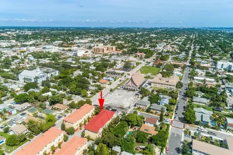 218 S Federal Highway Lake Worth Beach FL 33460