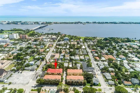 218 S Federal Highway Lake Worth Beach FL 33460