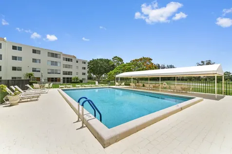 6768 10th Avenue Lake Worth FL 33467