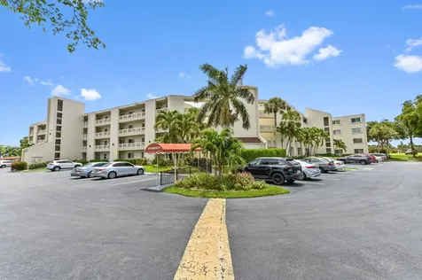 6768 10th Avenue Lake Worth FL 33467