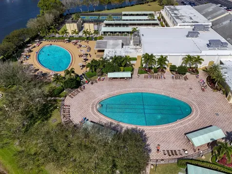 131 Somerset G West Palm Beach FL 33417