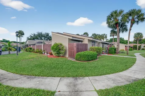 211 Meadows Drive Boynton Beach FL 33436
