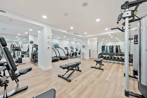 425 Worth Avenue Palm Beach FL 33480