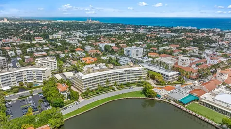 425 Worth Avenue Palm Beach FL 33480