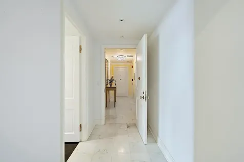425 Worth Avenue Palm Beach FL 33480