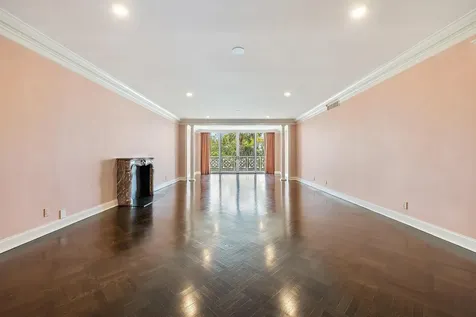 425 Worth Avenue Palm Beach FL 33480