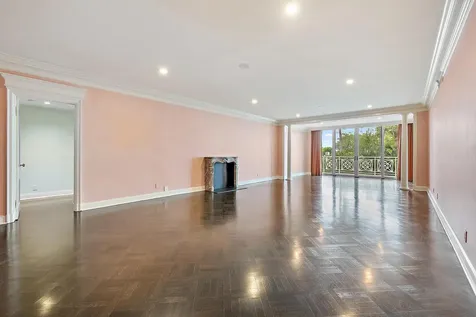 425 Worth Avenue Palm Beach FL 33480