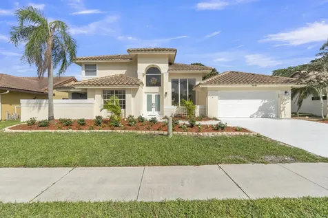 9645 Carousel Circle Boca Raton FL 33434