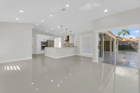 9645 Carousel Circle Boca Raton FL 33434