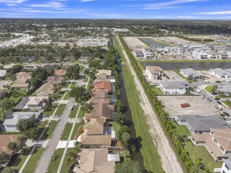 9645 Carousel Circle Boca Raton FL 33434