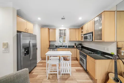 75 Ne 5th Avenue Delray Beach FL 33483