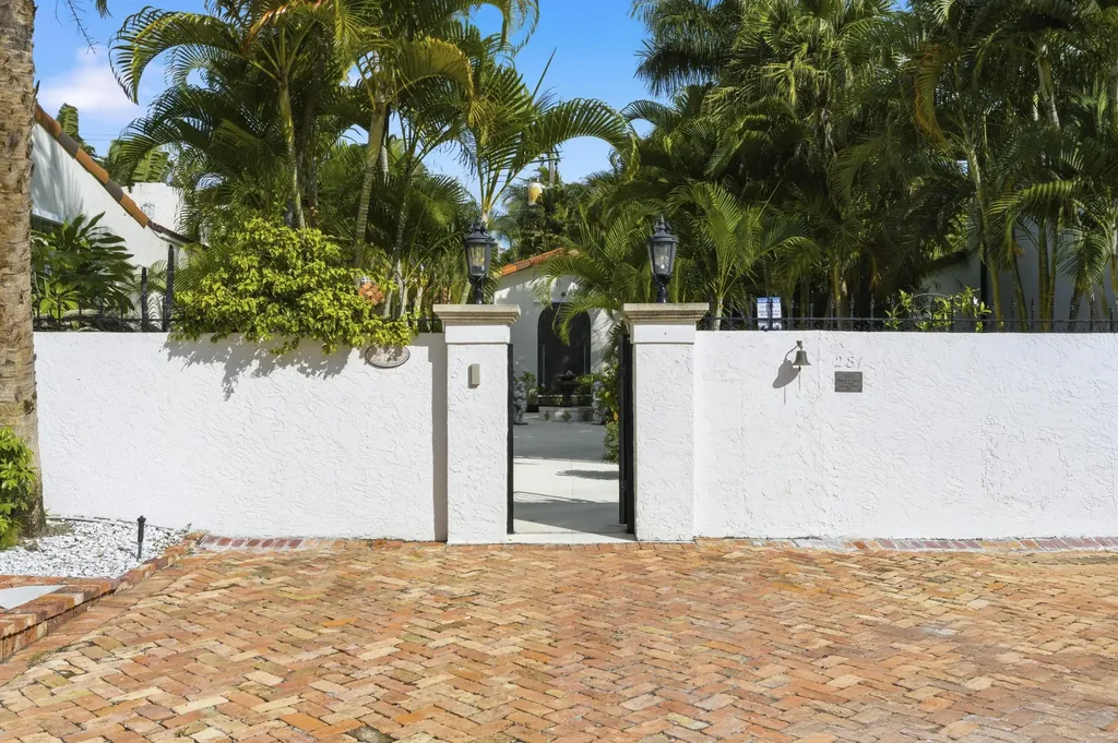 281 Granada Road West Palm Beach FL 33401