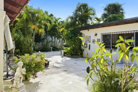 281 Granada Road West Palm Beach FL 33401