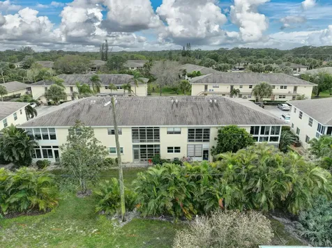 2950 Se Ocean Boulevard Stuart FL 34996