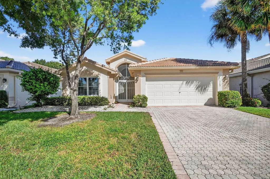 11769 Castellon Court Boynton Beach FL 33437
