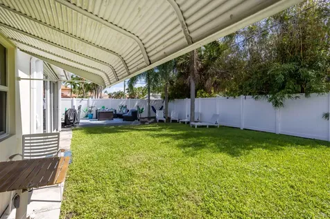 103 16th Avenue South Lake Worth Beach FL 33460