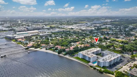 103 16th Avenue South Lake Worth Beach FL 33460