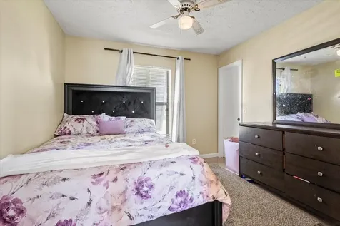 2174 Sw Larchmont Lane Port Saint Lucie FL 34984