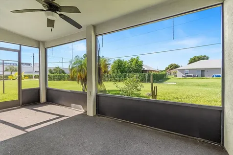 2174 Sw Larchmont Lane Port Saint Lucie FL 34984