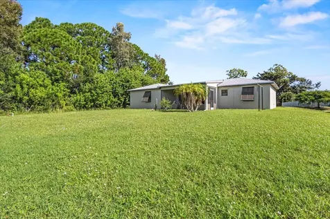 2174 Sw Larchmont Lane Port Saint Lucie FL 34984
