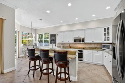 2054 Reston Circle Royal Palm Beach FL 33411