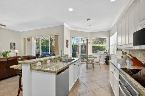 2054 Reston Circle Royal Palm Beach FL 33411