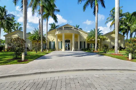 2054 Reston Circle Royal Palm Beach FL 33411