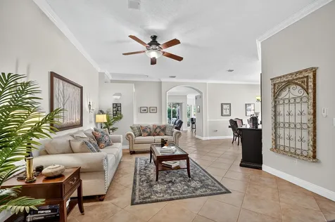 2054 Reston Circle Royal Palm Beach FL 33411