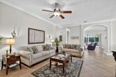 2054 Reston Circle Royal Palm Beach FL 33411