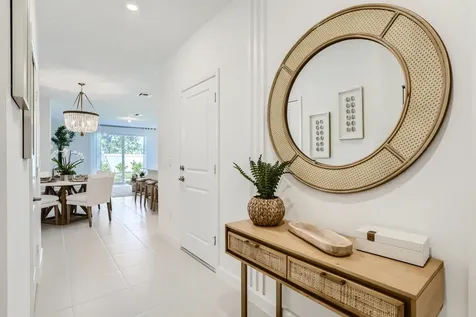 822 Se Grovebush Lane Port Saint Lucie FL 34984