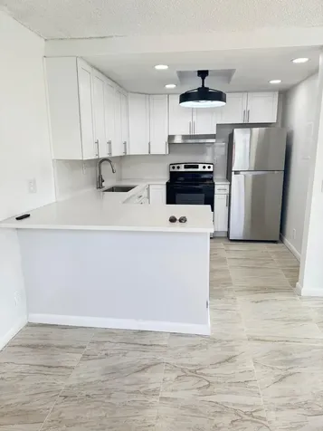 266 Burgundy Avenue Delray Beach FL 33484