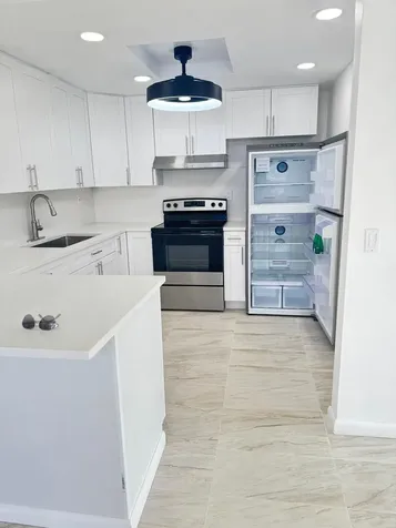 266 Burgundy Avenue Delray Beach FL 33484