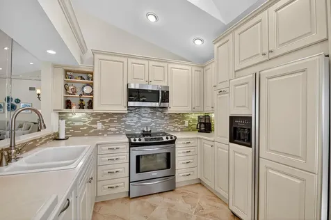 9333 Heathridge Drive West Palm Beach FL 33411