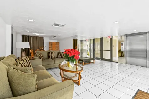1605 S Us Highway 1 Jupiter FL 33477
