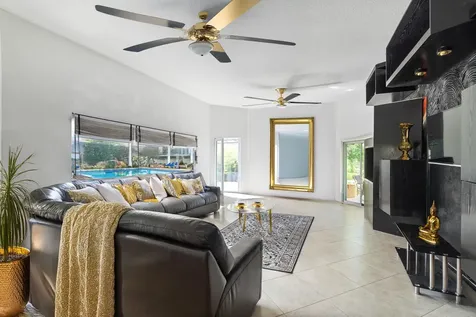 5104 White Oak Lane Tamarac FL 33319