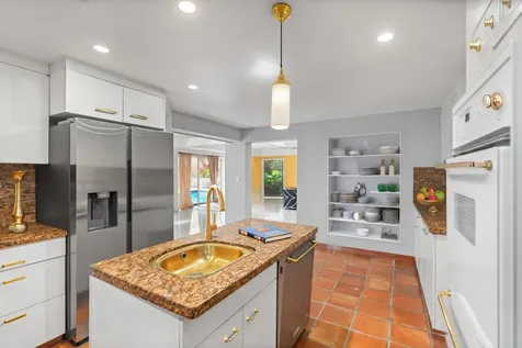 5104 White Oak Lane Tamarac FL 33319