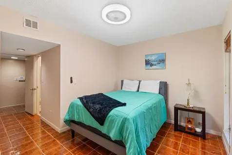 5104 White Oak Lane Tamarac FL 33319
