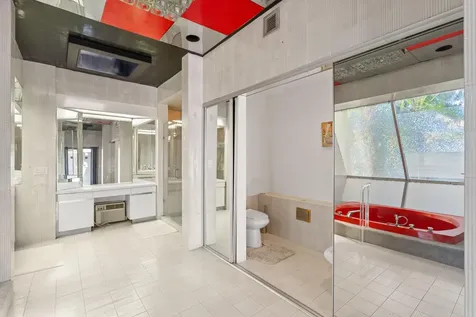 5104 White Oak Lane Tamarac FL 33319