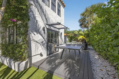 535 36th Street West Palm Beach FL 33407