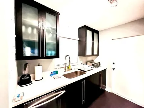 2424 NE 9th Street Fort Lauderdale FL 33304