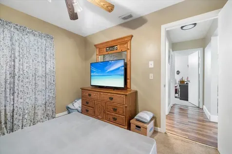 7008 Pacific Avenue Fort Pierce FL 34951