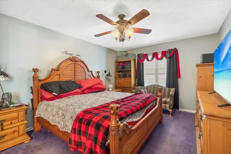 7008 Pacific Avenue Fort Pierce FL 34951