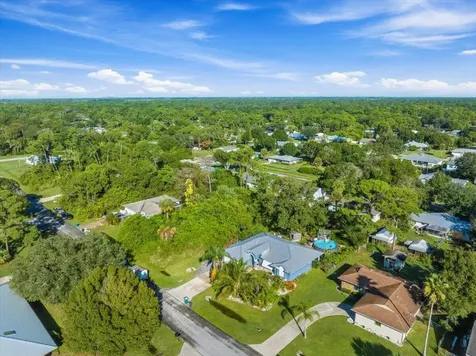 7008 Pacific Avenue Fort Pierce FL 34951