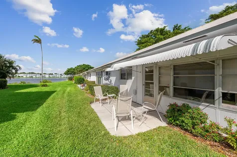 101 Leisure Lake Circle Boynton Beach FL 33426