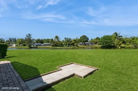 148 Village Walk Drive Royal Palm Beach FL 33411